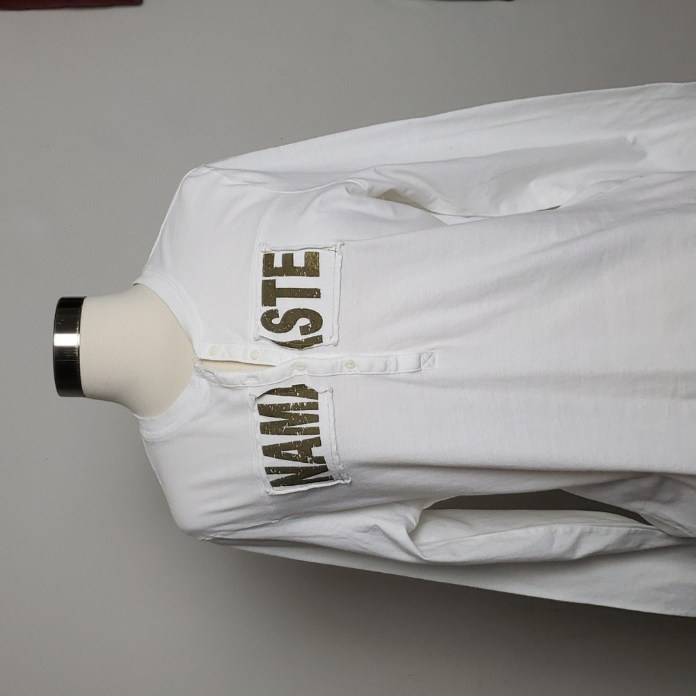 I ♥ Yoga "Namaste" White Long Sleeve Top Size M